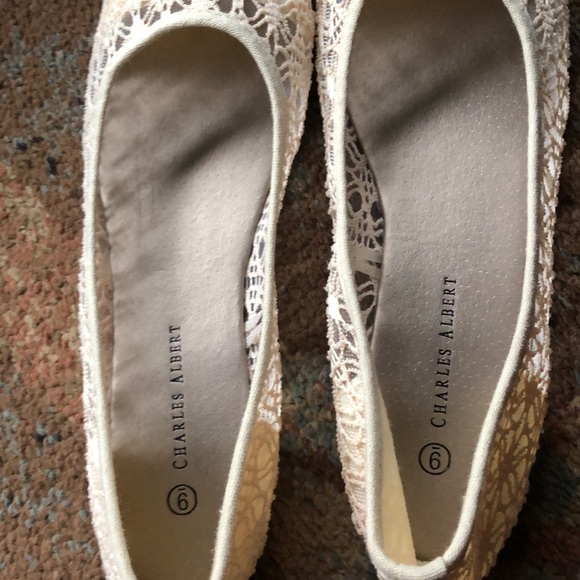 Women’s size 9 Charles Albert Breathable Crochet Lace Ballet Flat -ivory - Picture 8 of 8